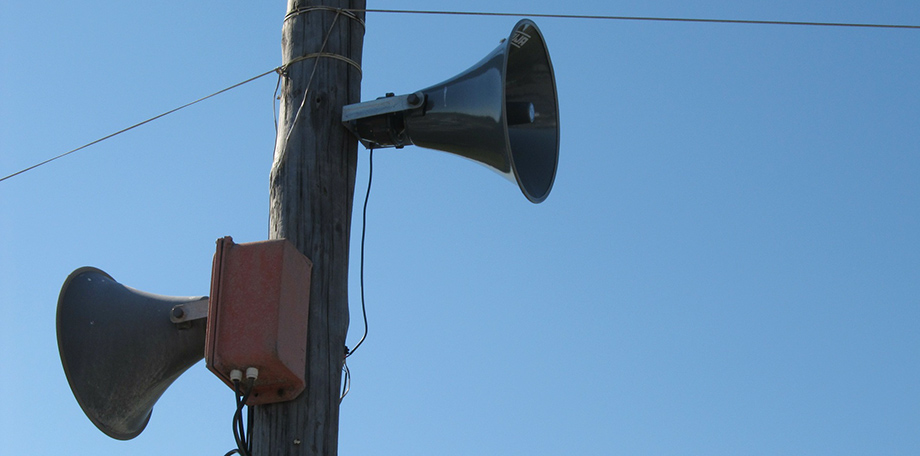 loudspeakers-112413_1920.jpg