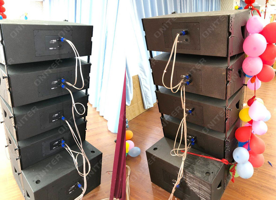 10、線陣音響背板接線實拍.jpg
