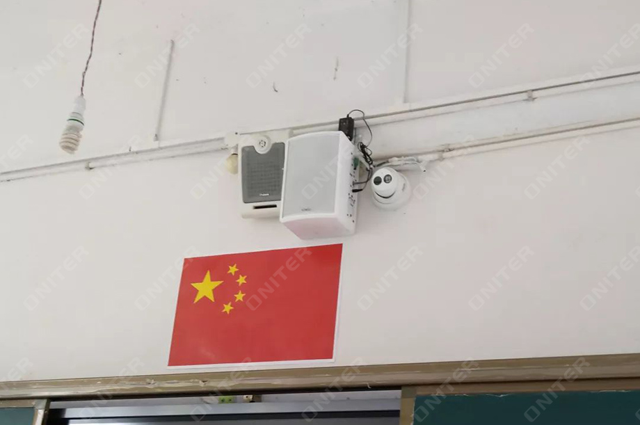 3、城關中學教室安裝ONITER網絡音箱.jpg