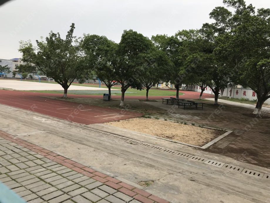 水口中學校運動場.jpg