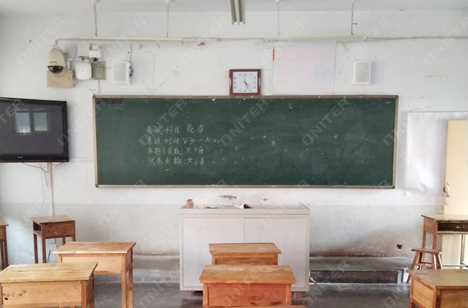 8、棗莊市第十八中學教室安裝了ONITER網(wǎng)絡廣播.jpg