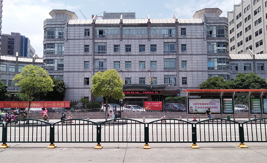 2、麗水市中心醫院正門.jpg 2、麗水市中心醫院正門.jpg