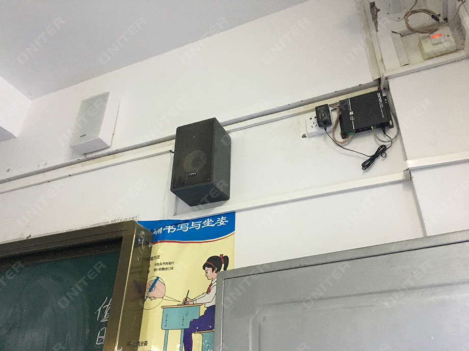 第一中學ONITER教室壁掛音箱.jpg