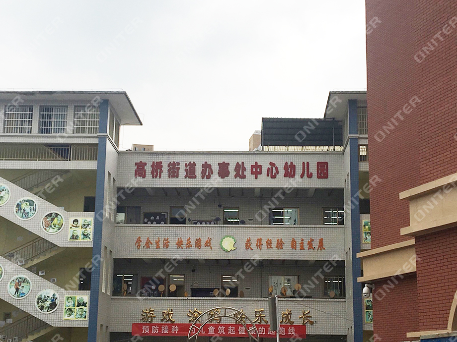 遵義市匯川區第十二小學-校園建筑風光.jpg