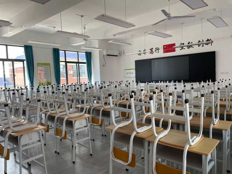 株洲市二中附二小教室.jpg
