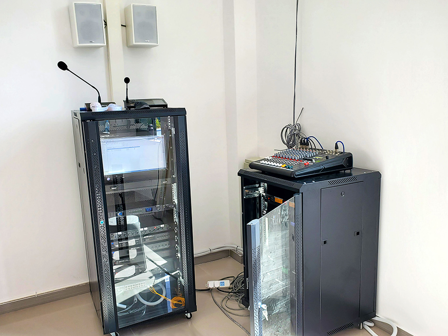 ONITER-IP網絡廣播系統機柜.jpg