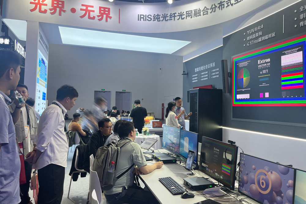infocomm現場盛況6.jpg